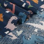 tissu petit dinosaure